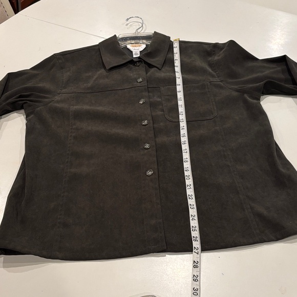 Talbots Dark green button down shirt size small petite - Picture 5 of 7